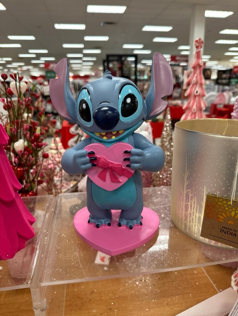 Disney‎ Stitch Valentine Figurine 💗 Holding Heart Decor | Ruz Brand Decor